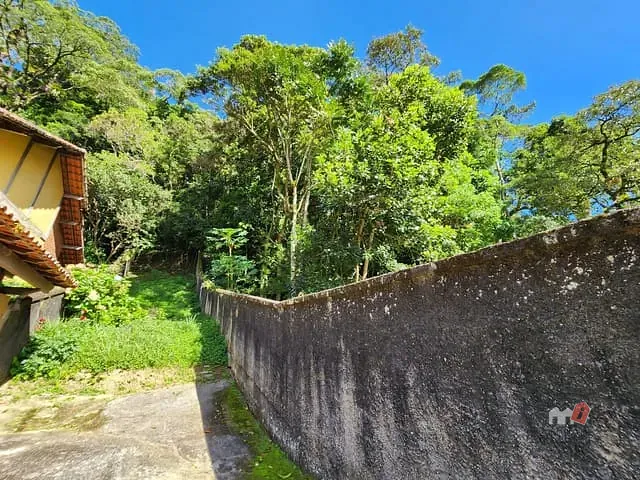 Terreno com 2600m², à venda, no bairro Morin em Petrópolis