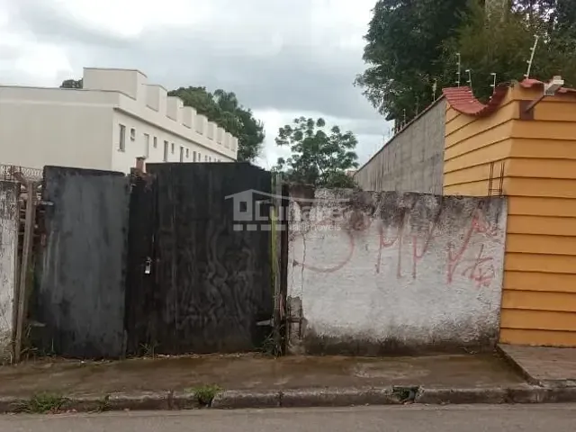 Terreno com 740m², à venda, no bairro Vila Suissa em Mogi das Cruzes