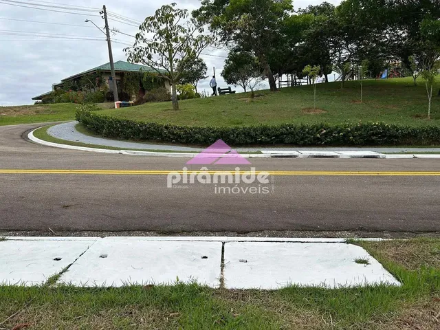 Terreno com 756m², à venda, no bairro Torrão de Ouro II em São José Dos Campos