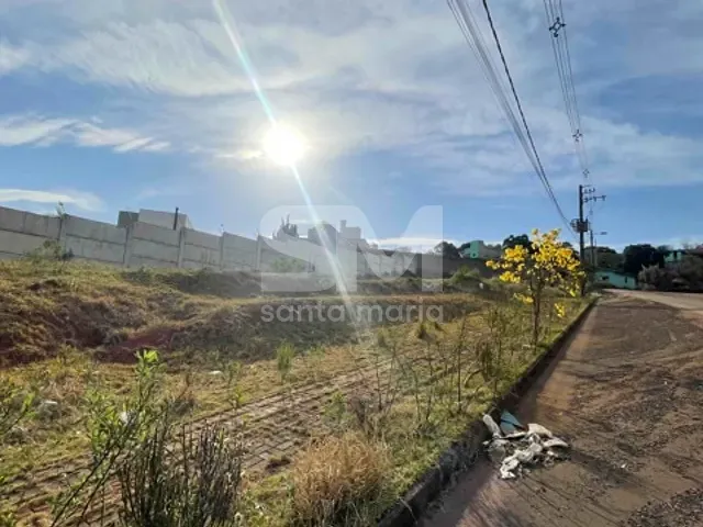 Terreno com 360m², à venda, no bairro Universitário em Chapecó