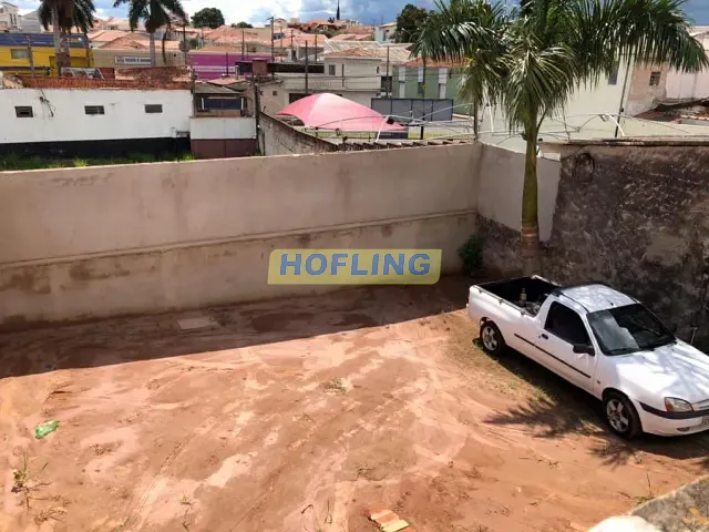 Terreno com 879m², à venda, no bairro Centro em Rio Claro