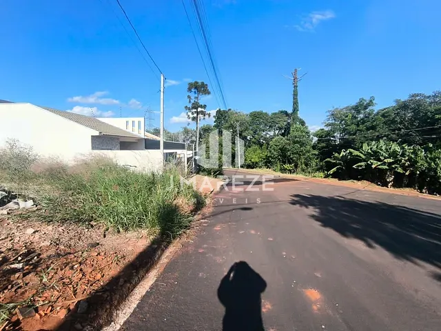 Terreno com 275m², à venda, no bairro Residencial Araucária em Apucarana