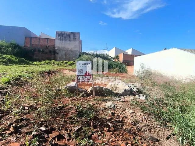 Terreno com 275m², à venda, no bairro Residencial Araucária em Apucarana