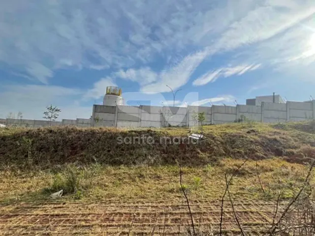 Terreno com 360m², à venda, no bairro Universitário em Chapecó