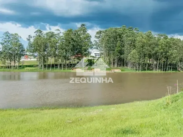 Terreno com 450m², à venda, no bairro Centro em Águas de Santa Bárbara