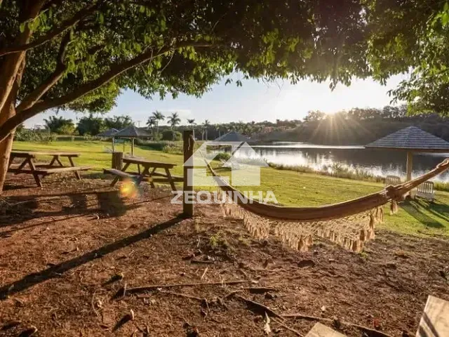 Terreno com 450m², à venda, no bairro Centro em Águas de Santa Bárbara