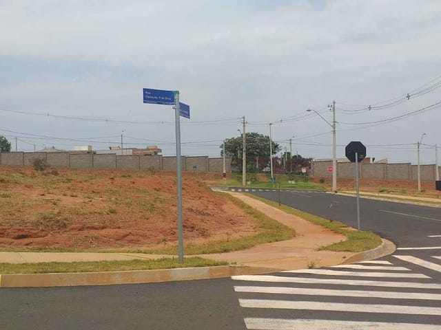 Foto do Terreno - Venda: Terreno com ótima metragem, Residencial Floratta | Zwicker Imóveis
