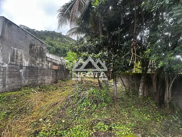 Terreno com 300m², à venda, no bairro Centro em Caraguatatuba