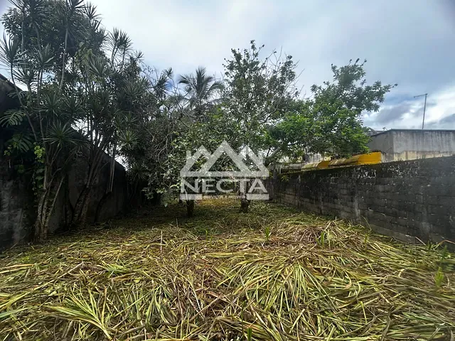 Terreno com 300m², à venda, no bairro Centro em Caraguatatuba