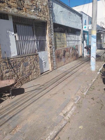 Terreno com 216m², à venda, no bairro Centro em Campos dos Goytacazes