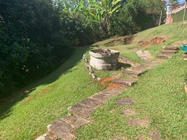 Terreno com 1000m², à venda, no bairro Araras em Petrópolis
