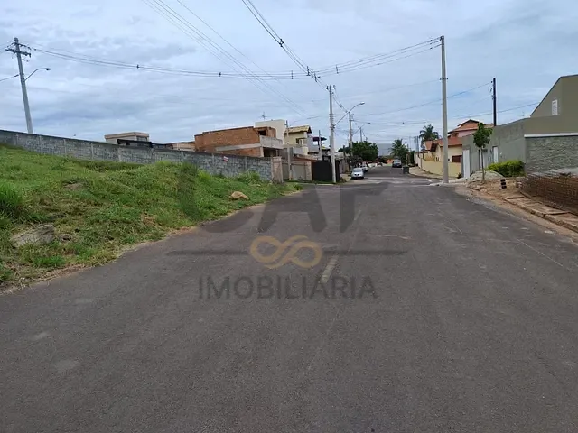 Terreno com 250m², à venda, no bairro Nova Jaguariúna em Jaguariúna