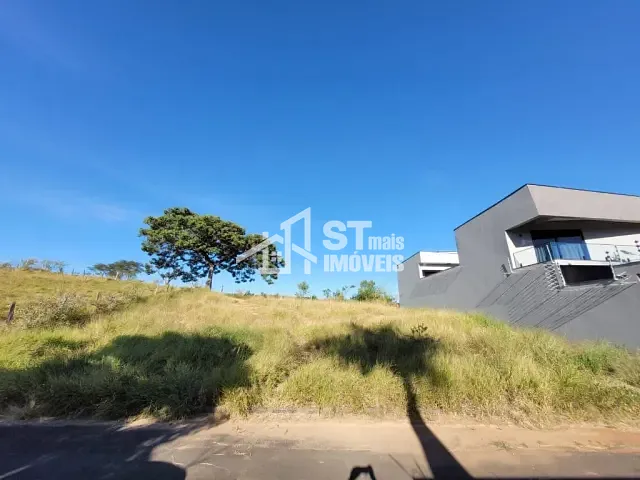 Terreno com 602m², à venda, no bairro Jardim Mantiqueira II em Andradas