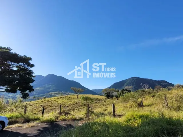 Terreno com 602m², à venda, no bairro Jardim Mantiqueira II em Andradas