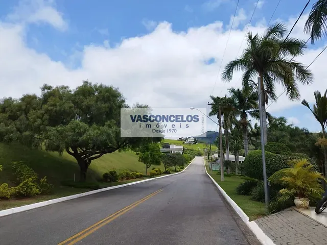 Terreno com 1082m², à venda, no bairro Rio Claro em Paraibuna