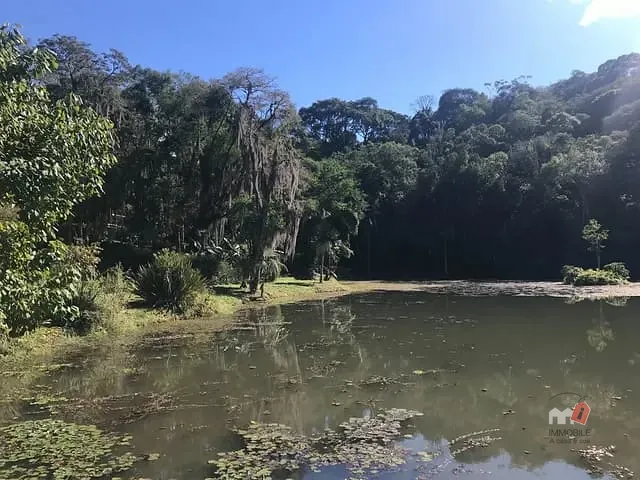 Terreno com 9294m², à venda, no bairro Carangola em Petrópolis
