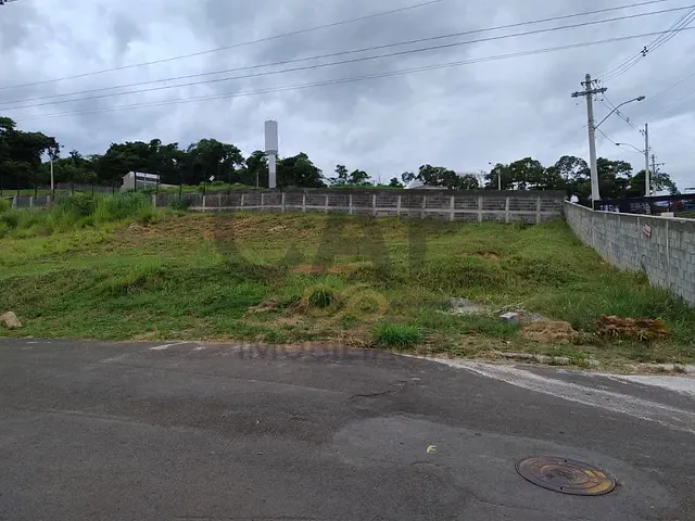 Terreno com 250m², à venda, no bairro Nova Jaguariúna em Jaguariúna