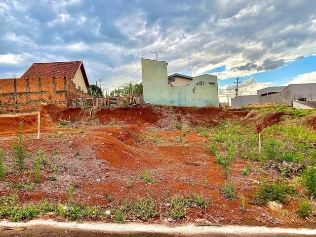 Terreno com 500m², à venda, no bairro Jardim vitória em Cambé