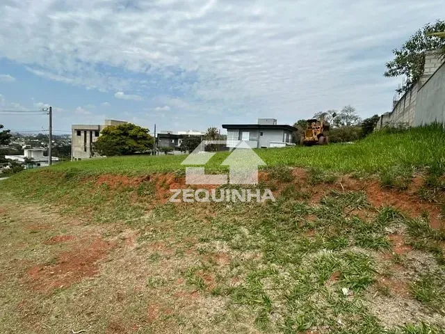 Terreno com 729m², à venda, no bairro Jardim Do Golf I em Jandira