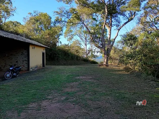 Terreno com 7500m², à venda, no bairro Araras em Petrópolis