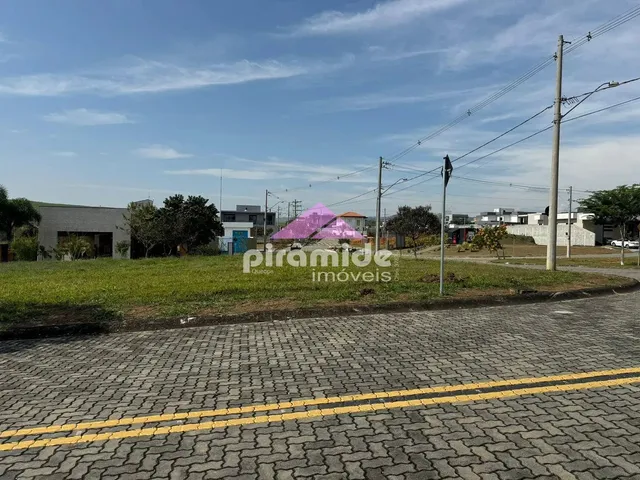 Terreno com 580m², à venda, no bairro Piedade em Caçapava