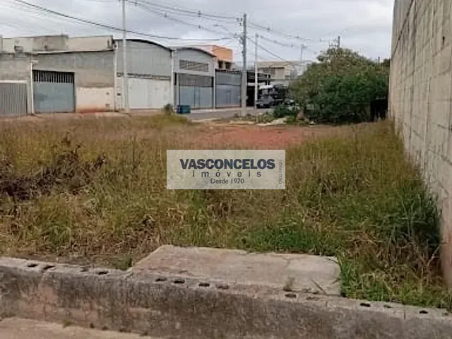 Terreno com 344m², à venda, no bairro Jardim Santa Júlia em São José dos Campos