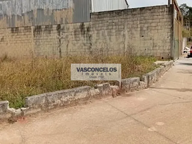 Terreno com 344m², à venda, no bairro Jardim Santa Júlia em São José dos Campos
