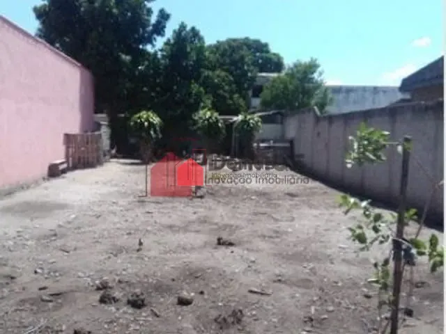 Terreno com 300m², à venda, no bairro Jardim Regina em Pindamonhangaba