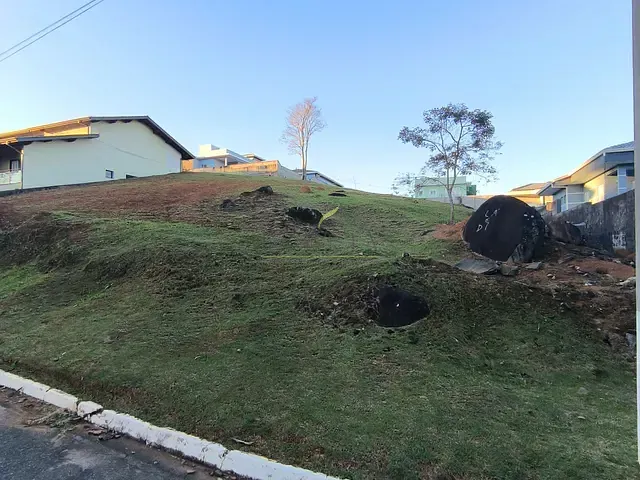 Terreno com 653m², à venda, no bairro Boa Vista em Piracaia