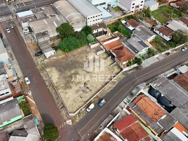 Terreno com 1800m², à venda, no bairro Vila Minas Gerais em Apucarana