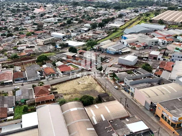 Terreno com 1800m², à venda, no bairro Vila Minas Gerais em Apucarana