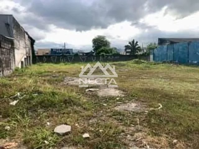 Terreno com 832m², à venda, no bairro Jardim Britânia em Caraguatatuba