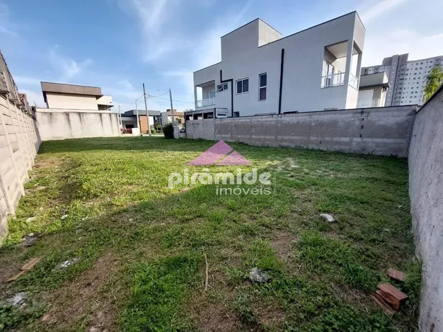 Terreno com 392m², à venda, no bairro Jardim Jacinto em Jacareí