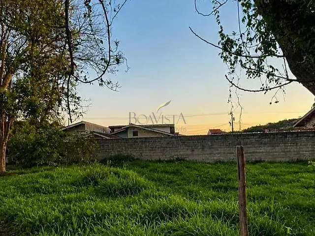 Terreno com 330m², à venda, no bairro Recanto do Cachoeira em Piracaia