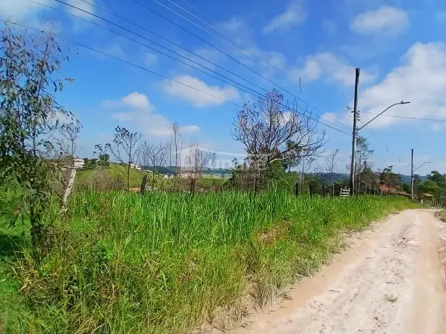 Terreno com 1800m², à venda, no bairro Jardim Costão em Santa Branca
