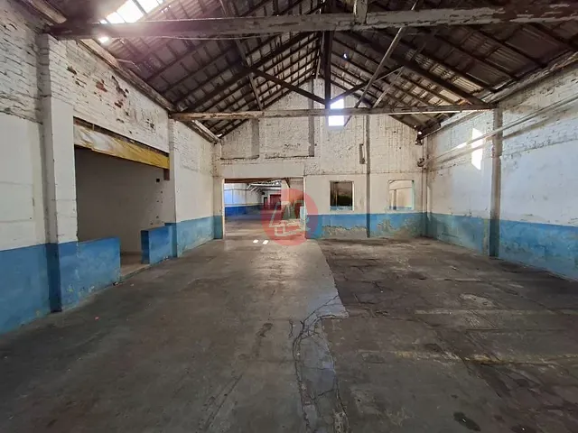 Terreno com 936m², para alugar, no bairro Santa Cecília em Porto Alegre
