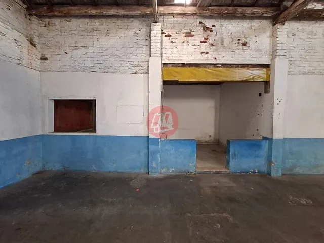 Terreno com 936m², para alugar, no bairro Santa Cecília em Porto Alegre