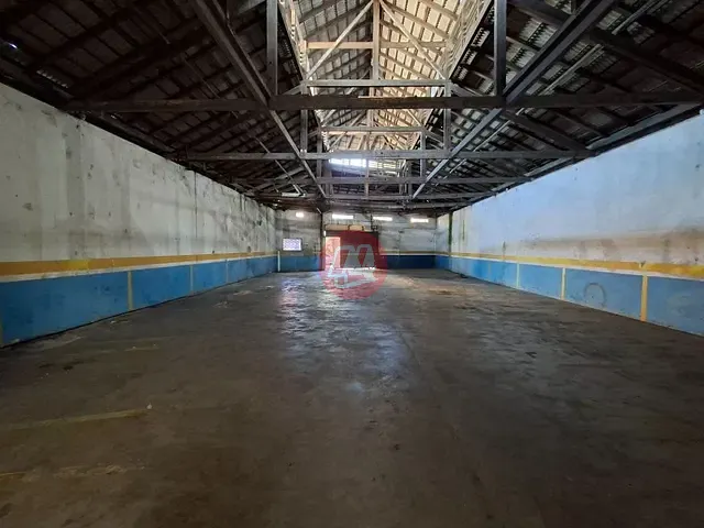 Terreno com 936m², para alugar, no bairro Santa Cecília em Porto Alegre