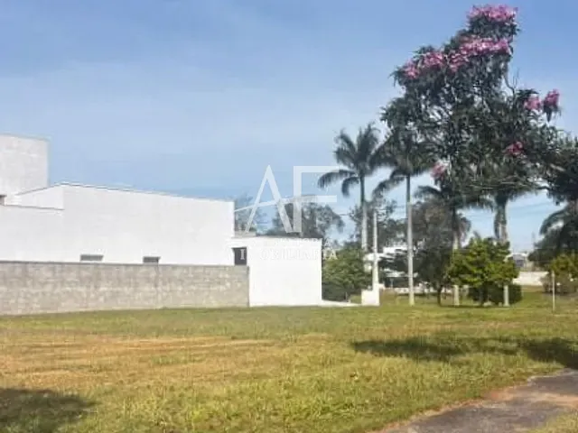 Terreno com 356m², à venda, no bairro Parque Senhor do Bonfim em Taubaté