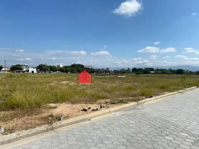 Terreno com 175m², à venda, no bairro Moreira César em Pindamonhangaba
