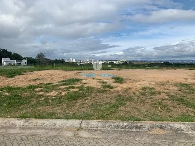 Terreno com 1122m², à venda, no bairro Condomínio Reserva do Paratehy em São José dos Campos