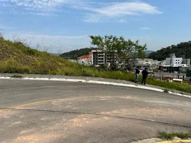 Terreno com 300m², à venda, no bairro São Francisco de Assis em Camboriú