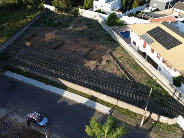 Terreno com 739m², à venda, no bairro Vila Santista em Atibaia