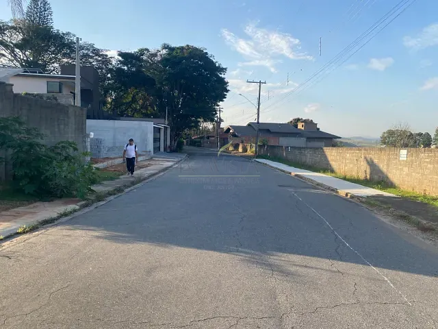 Terreno com 739m², à venda, no bairro Vila Santista em Atibaia
