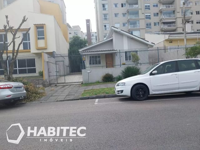 Terreno com 318m² 2 quartos e 1 banheiro, à venda, no bairro Vila Izabel em Curitiba