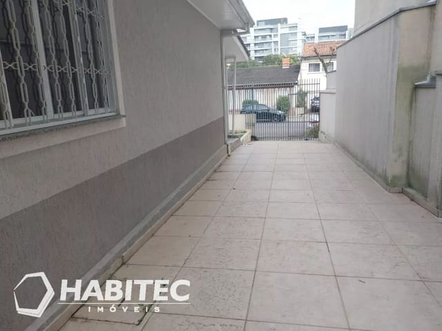 Terreno com 318m² 2 quartos e 1 banheiro, à venda, no bairro Vila Izabel em Curitiba