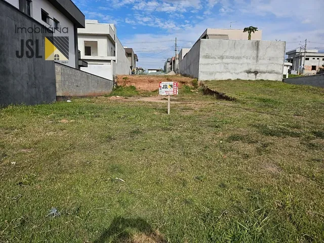 Terreno com 250m², à venda, no bairro Residencial Colinas em Caçapava