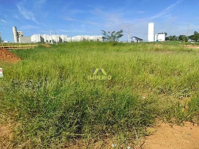 Terreno com 175m², à venda, no bairro Residencial Salto em Salto