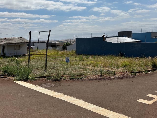 Terreno com 387m², à venda, no bairro Jardim Parana em Cambé