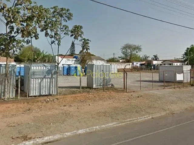 Terreno com 1886m², à venda ou para alugar, no bairro Cidade Nova em Pindamonhangaba